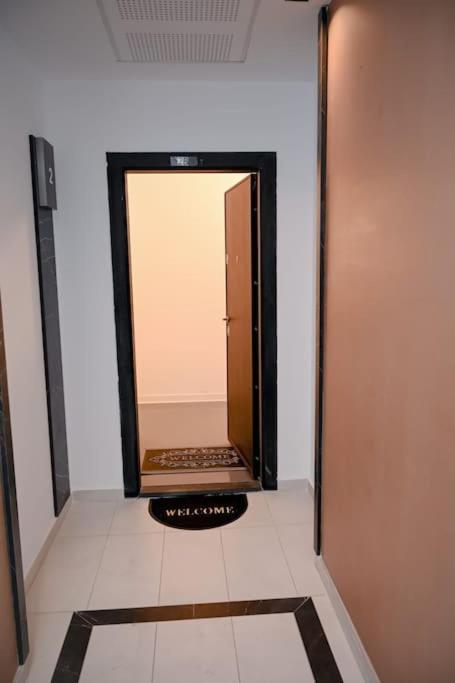 #Minehouse Lägenhet Timişoara Exteriör bild